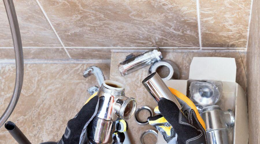 Professional gutter cleaning in Park City, MT